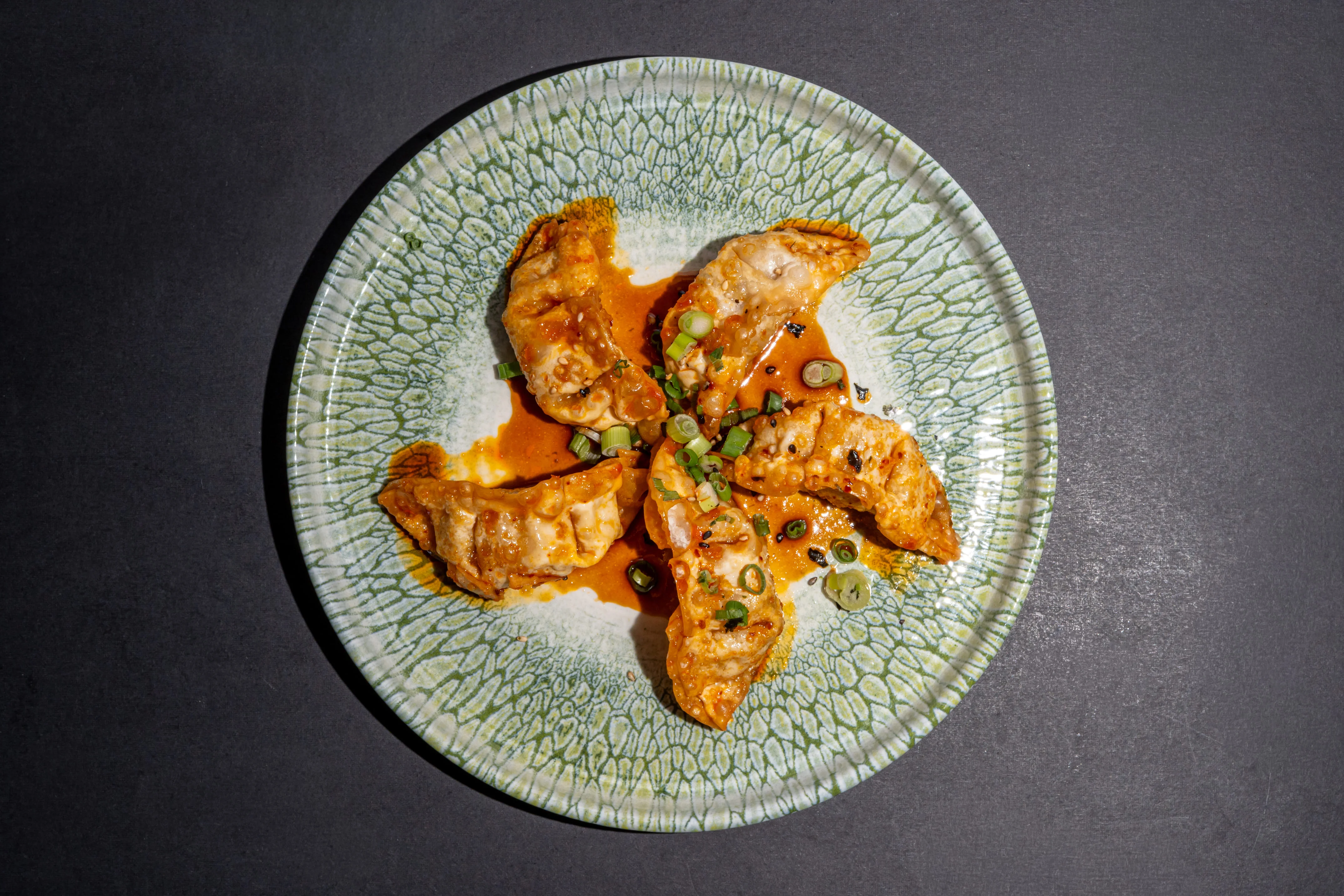 An International Cuisine Restaurant Where Cultures Share the Table